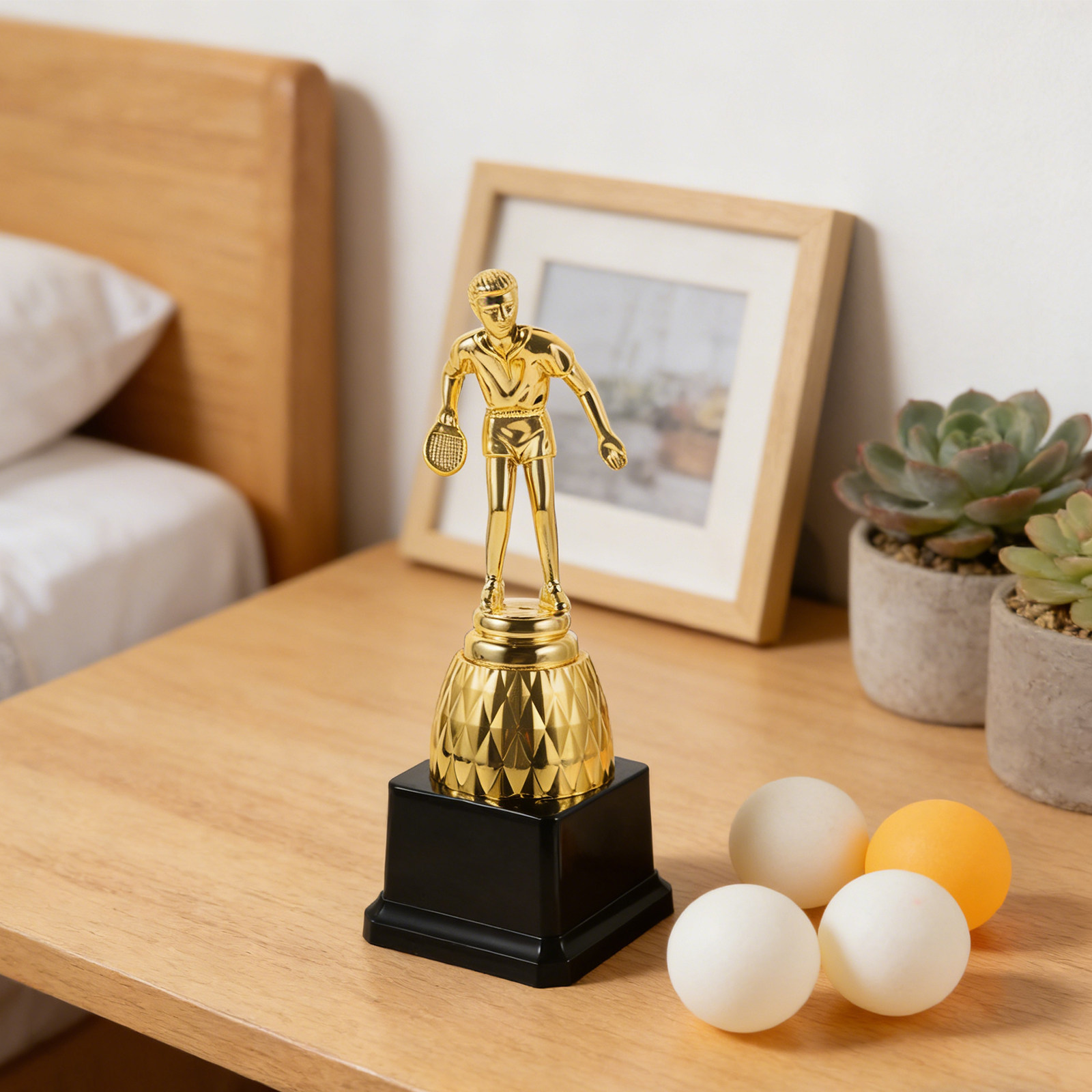 Plastic Gold Trophy Award Ping - Table Tennis Championships recension och pris